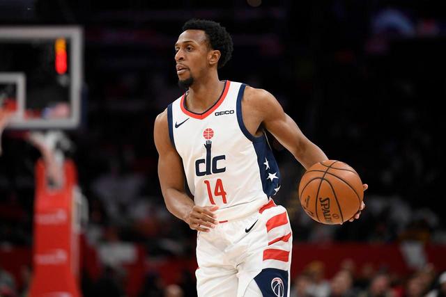 双红会利物浦笑到最后 或送曼联百年尴尬纪录